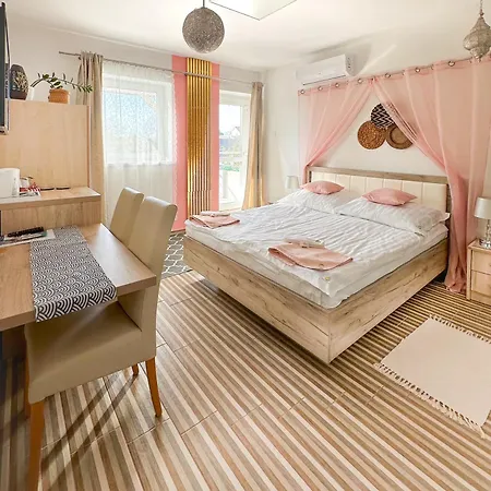 Zen House Bed & Breakfast