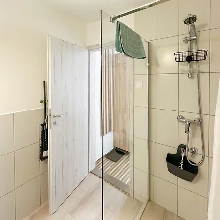 Zen House Adult Only 16plus 3*