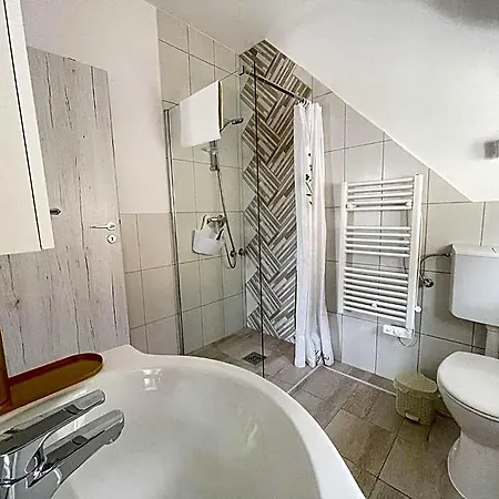 Zen House Adult Only 16plus 3*