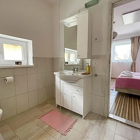 Zen House Adult Only 16plus 3*